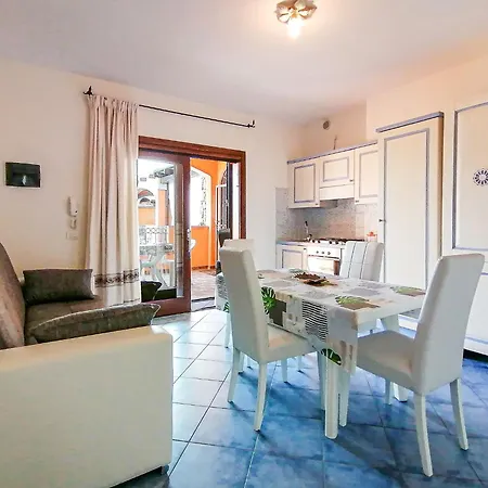 Apartment Il Borgo Dei Mirti