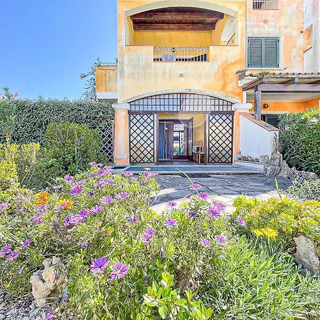 Il Borgo Dei Mirti Apartment *